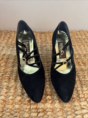Vintage Granada Black Suede Lace-Up Pointed Toe Heels Leather Sole 6M